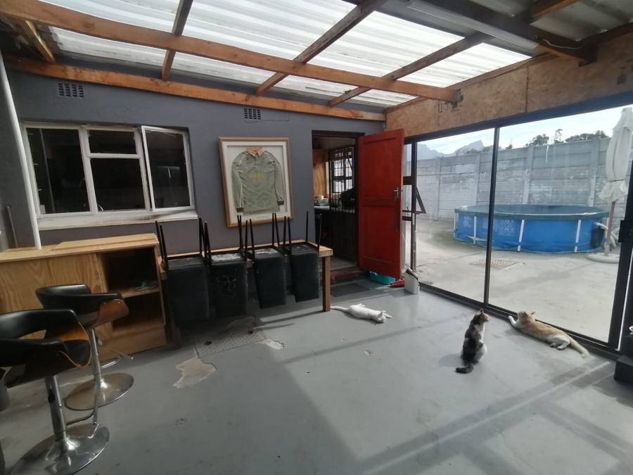 5 Bedroom Property for Sale in Lotus River Western Cape